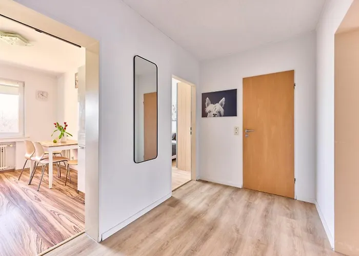 Ida, The Suburban Apartment Nearby Cologne
